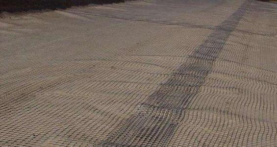 玻纤土工格栅路面施工效果怎么样
